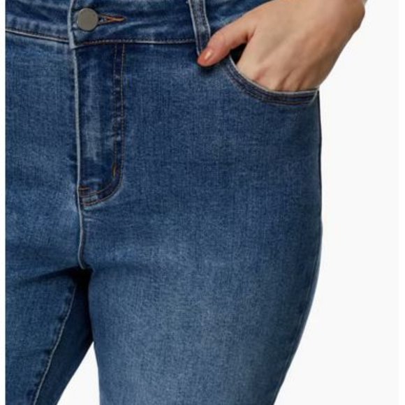 LAURA: Frayed Hem Denim Capris - blue - Picture 3 of 9